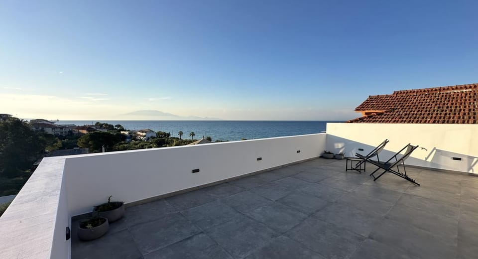 Citrus Loft at Xenios Avlais Apartment in Alikanas