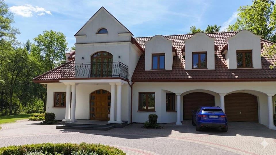Property building, Garden, Garden view, Parking