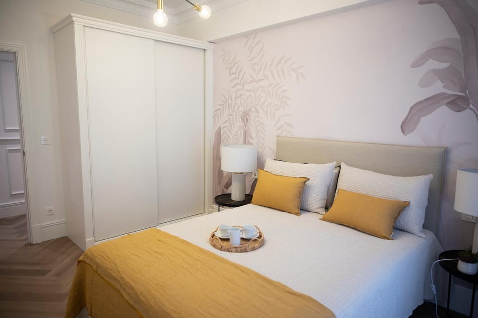 Property building, Bedroom, VIP