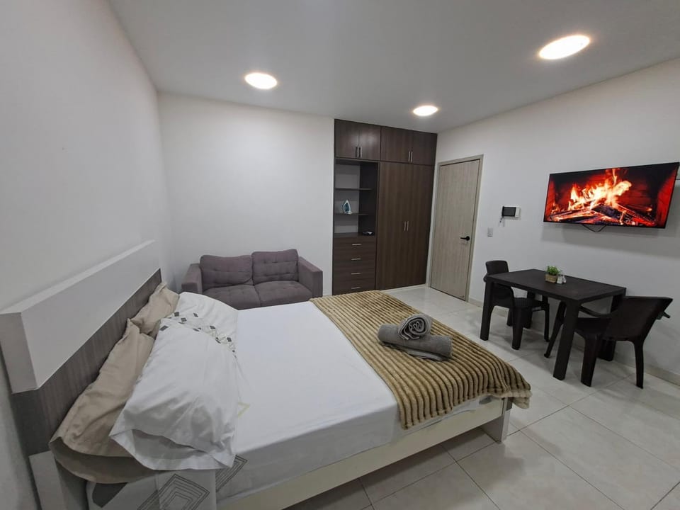 Loft 5 Minutos de Jardín plaza sector universitario Barrio el Ingenio Apartment in Cali