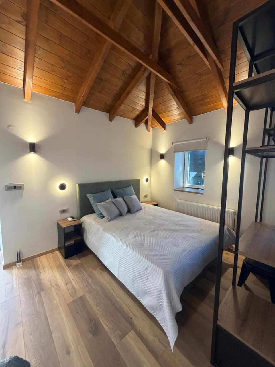 Kouratiko HideAway Bed and Breakfast in Greece