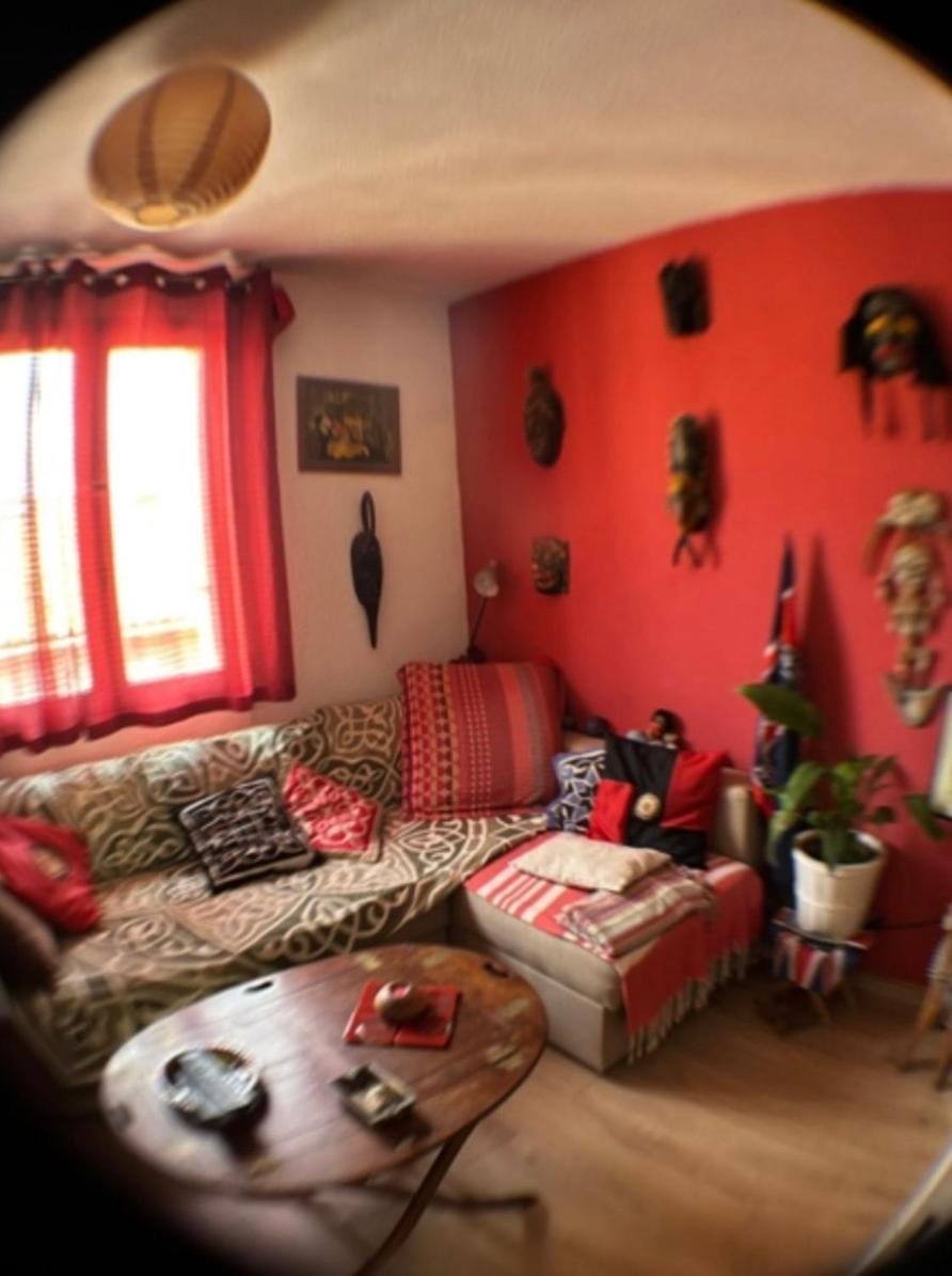 Communal lounge/ TV room