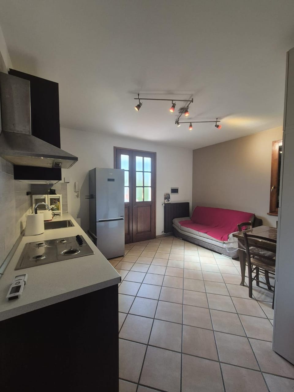 Kitchen or kitchenette, Living room