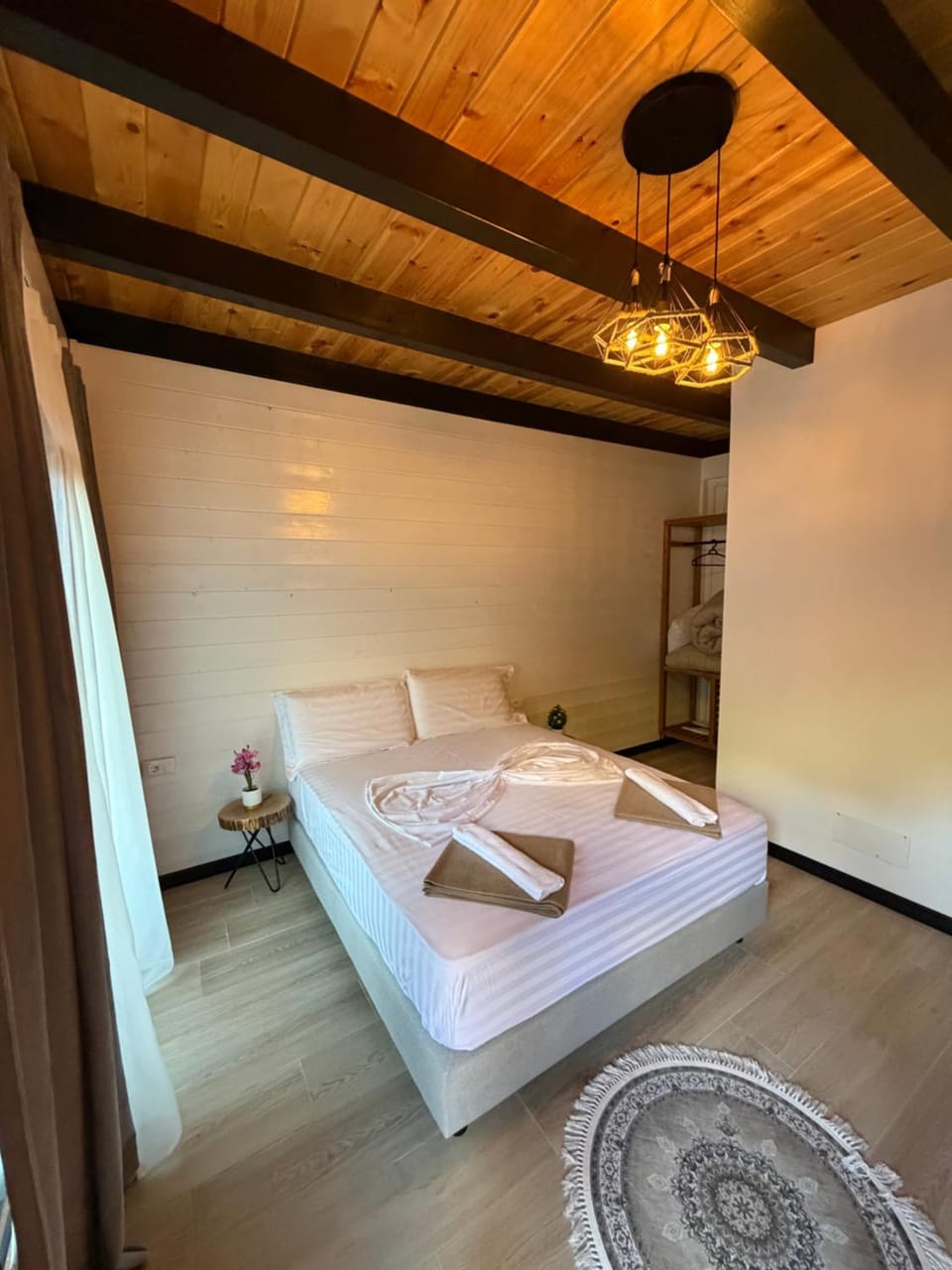 Bujtina streha e bjeshkeve Bed and Breakfast in Montenegro