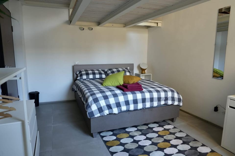 Guglie's Guest House Bed and Breakfast in Livorno