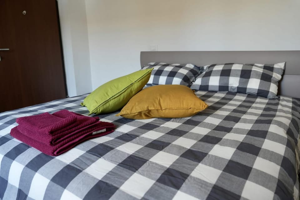 Guglie's Guest House Bed and Breakfast in Livorno