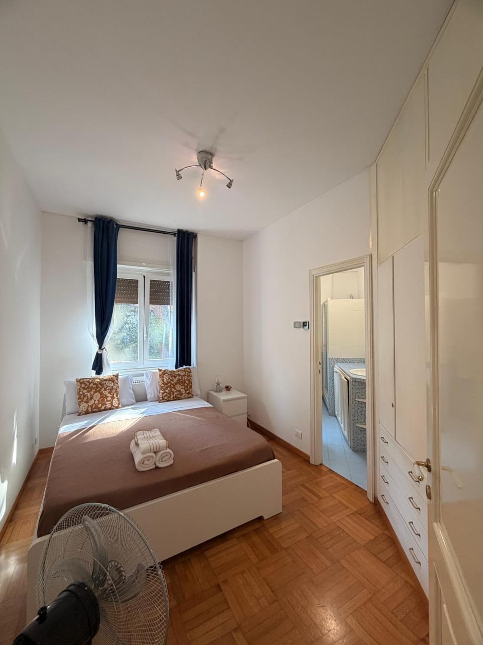 Bed, Bedroom, wardrobe