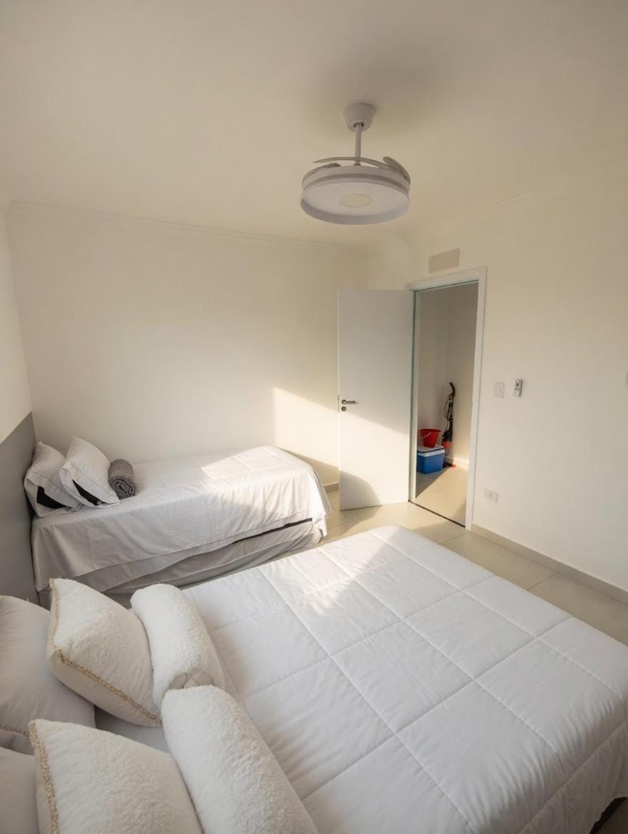 Pé na areia com vista para até 6 pessoas Apartment in State of São Paulo