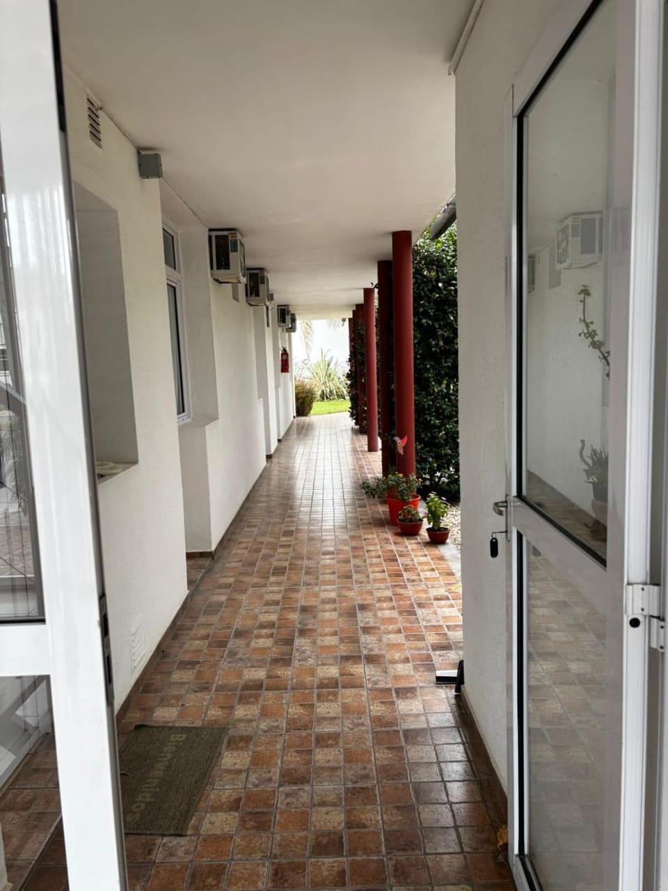 Hostería Boulevard Capsule hotel in Villa María