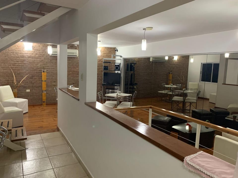 Hostería Boulevard Capsule hotel in Villa María