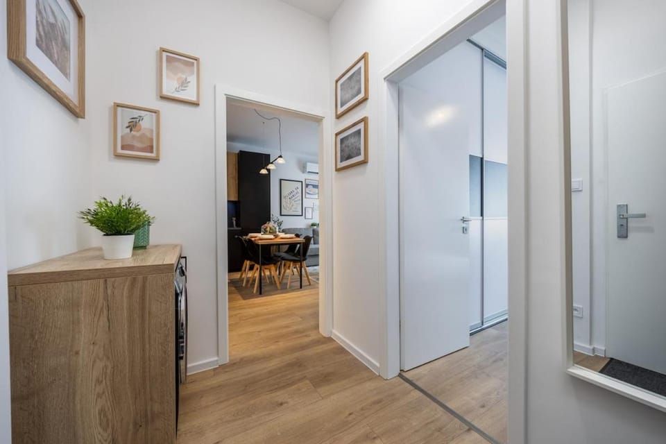 Premium 1BR Old Town Apt with AC close to Michalska Gate Apartment in Bratislava