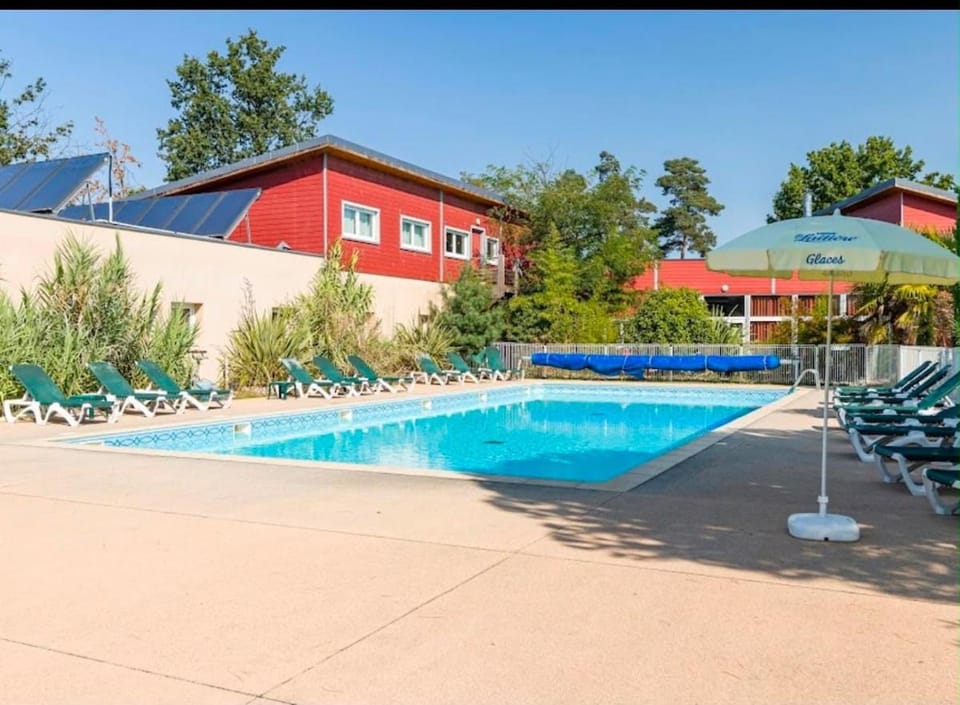 Chalet gris 4 Apartment in Centre-Val de Loire