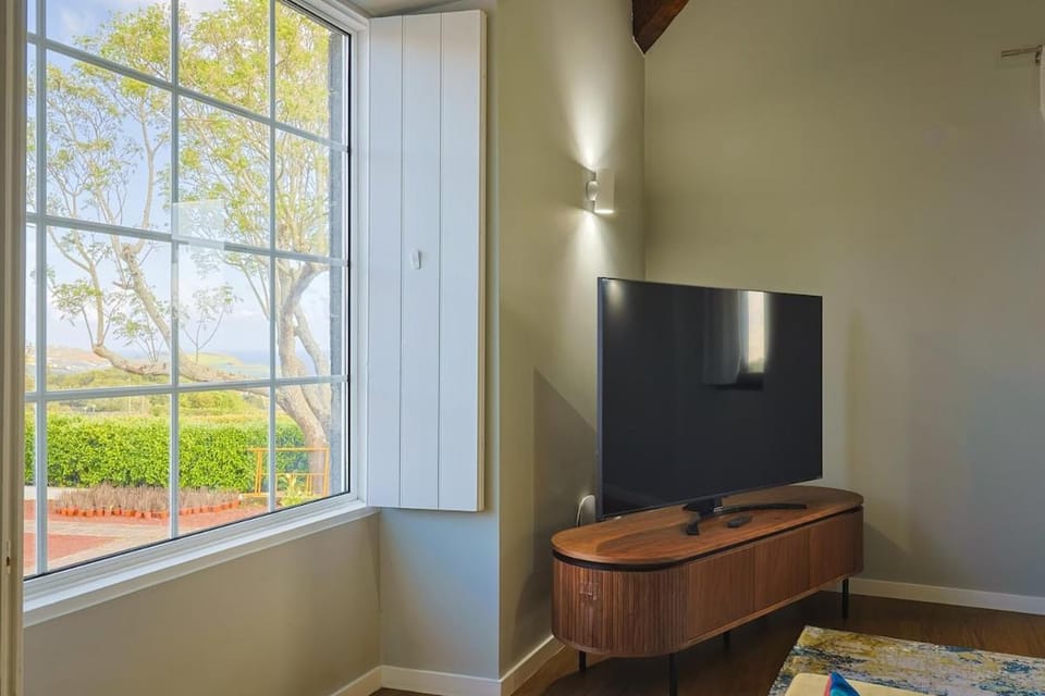 VIVA Quinta - Quinta do Maracujá Ocean View Retreat Villa in Azores District