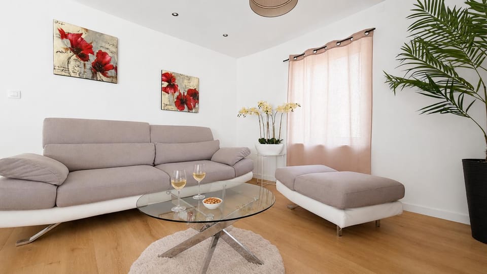Vue vignoble T4 avec terrasse près Colmar Apartment in Grand Est