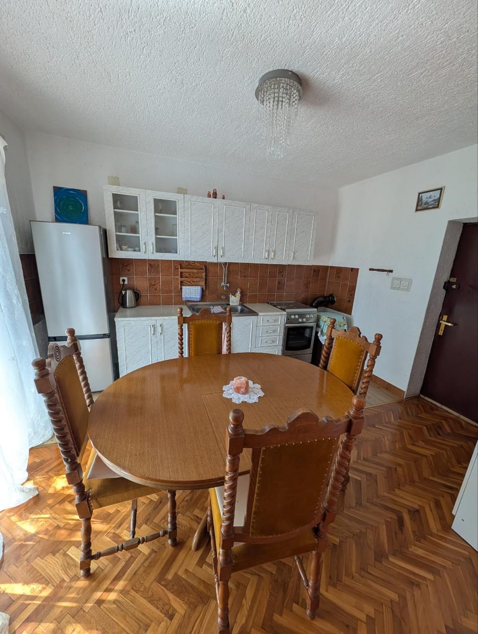 Rotes Appartment am Meer mit Meerblick ca 180 Meter Luftlinie vom Strand Apartment in Lika-Senj County
