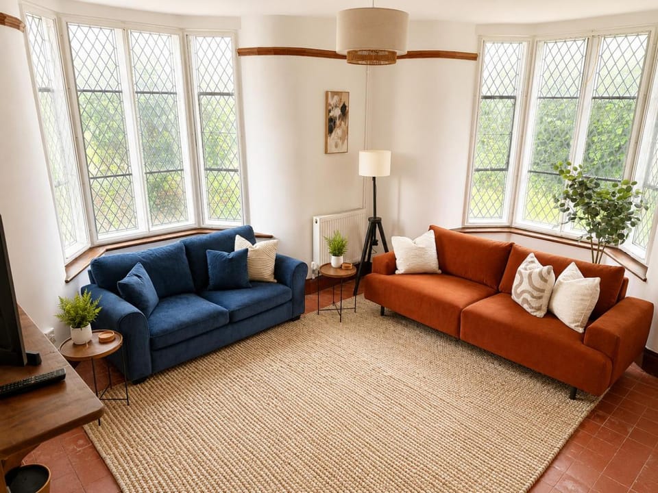 Living room, Seating area