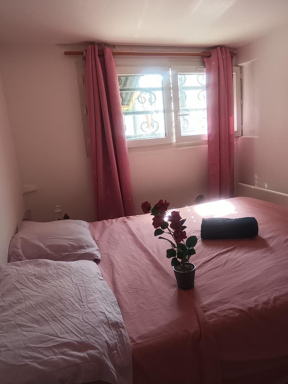 Maison du Bonheur Chelles Bed and Breakfast in Chelles