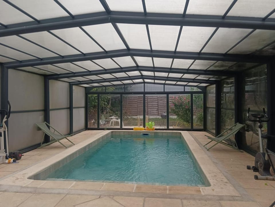 Pool view, Swimming pool