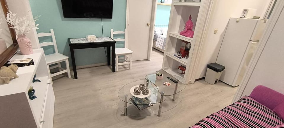 Apartamento en corrala tipica de madrid Apartment in Madrid