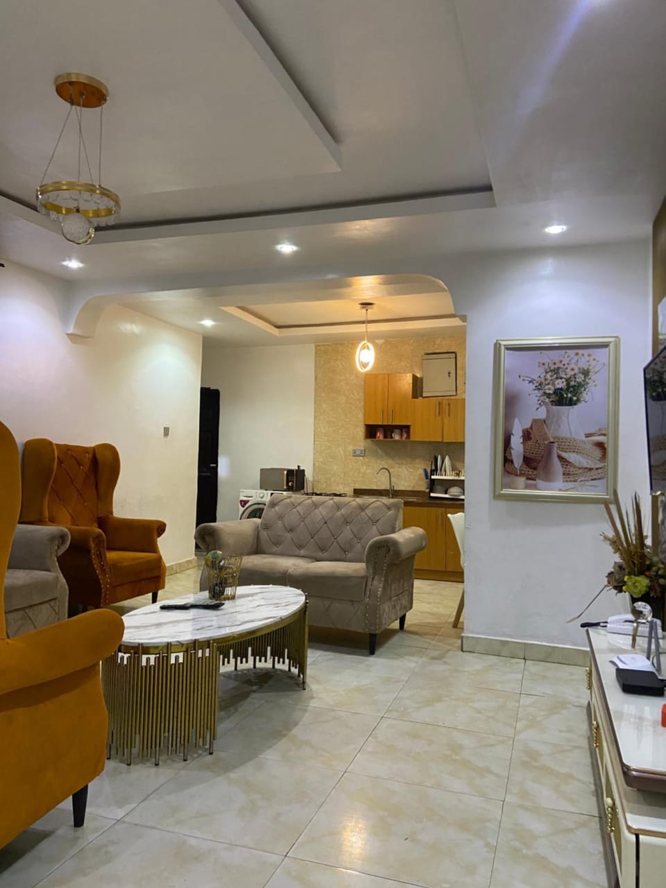 Hollysee Hotel & Suites Apartment in Lagos
