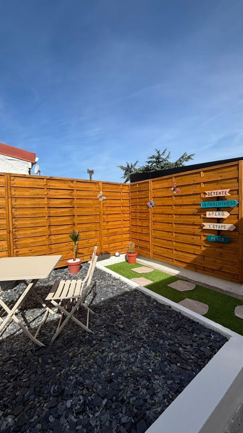 Garden, Balcony/Terrace