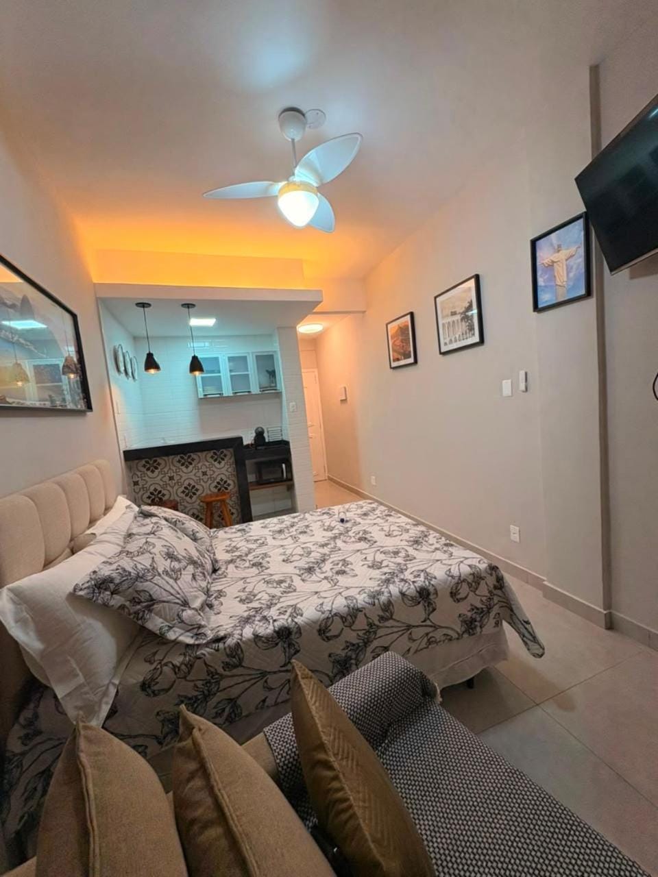 Photo of the whole room