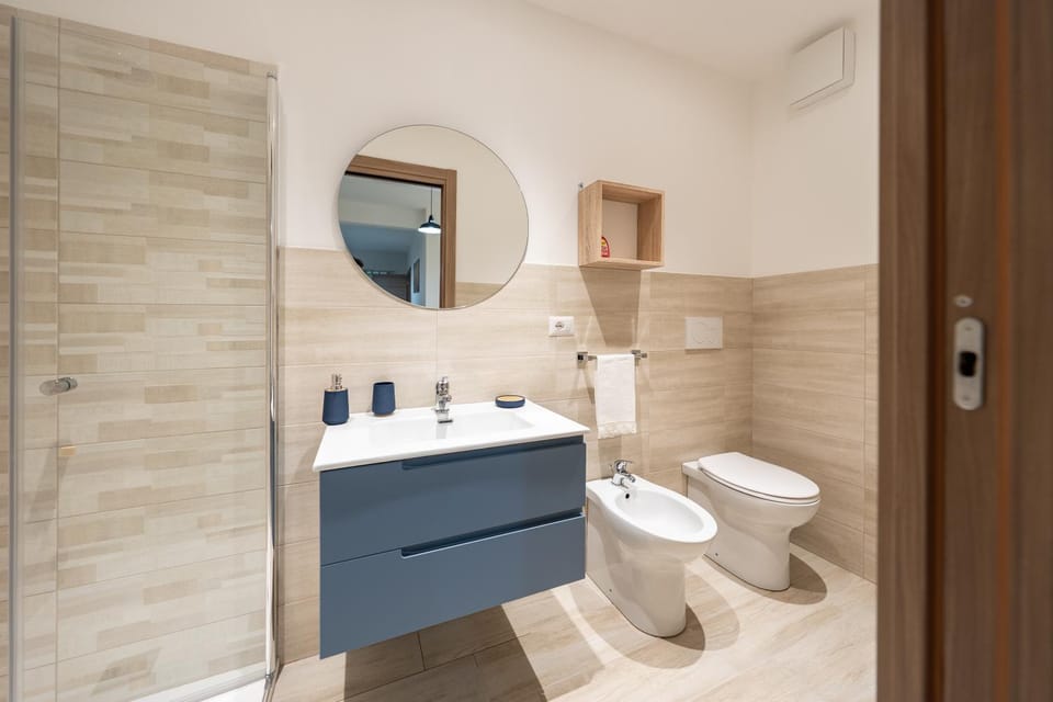 Shower, Toilet, Bathroom, bidet