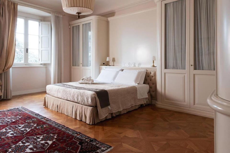Bed, Photo of the whole room, Bedroom, internet, towels