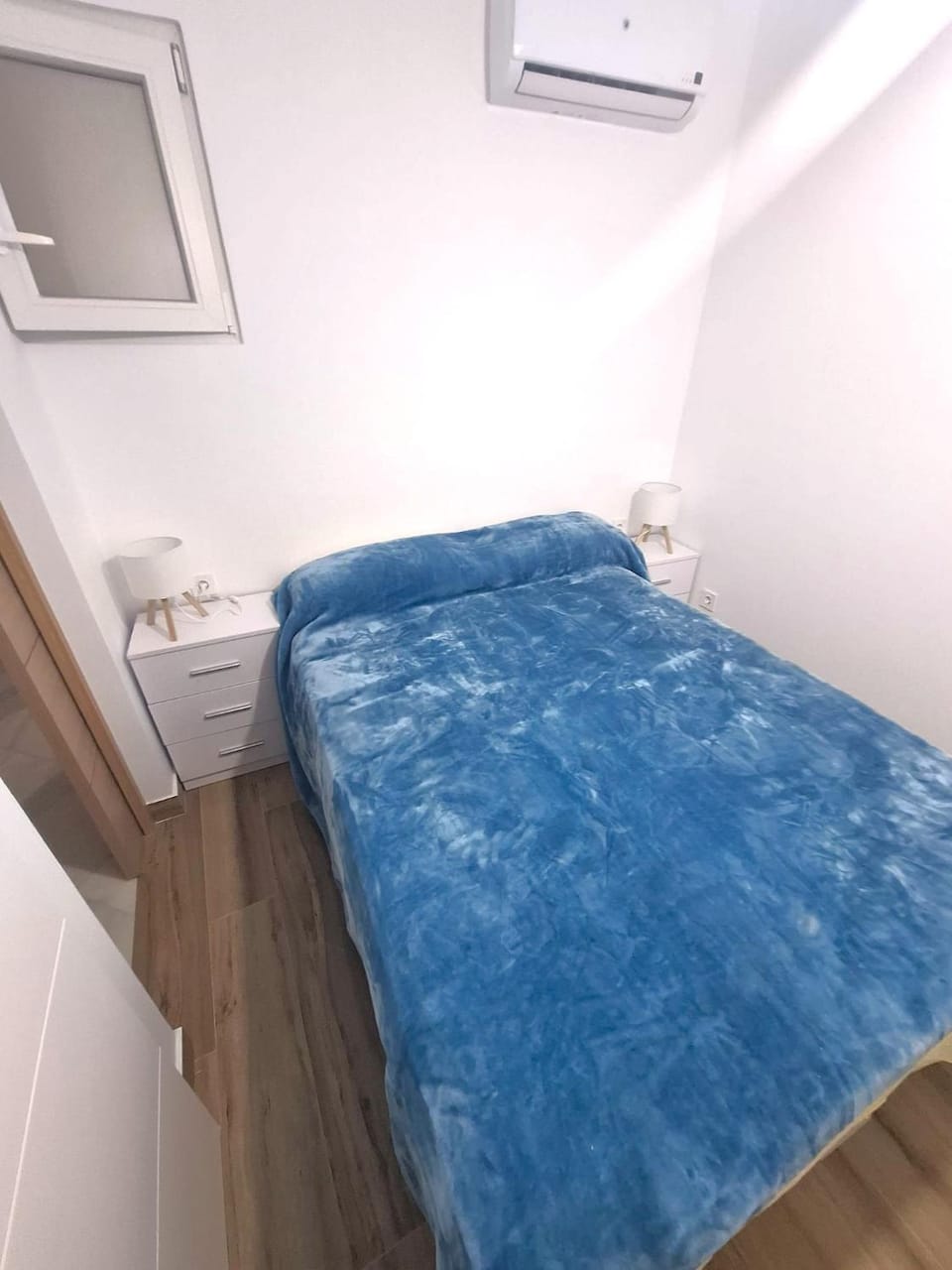 Habitación privada con baño en pleno centro de Huelva Vacation rental in Huelva