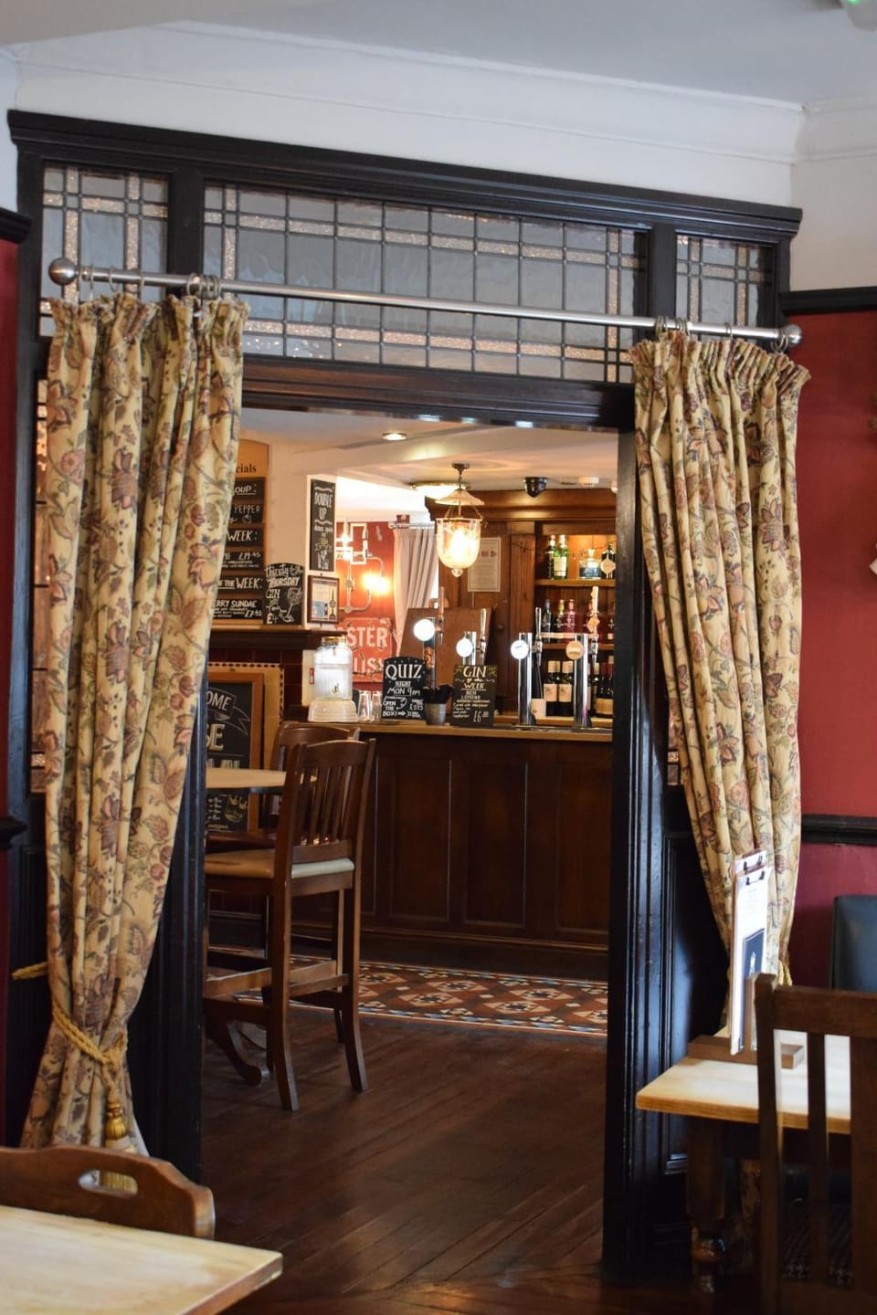 Restaurant/places to eat, Decorative detail