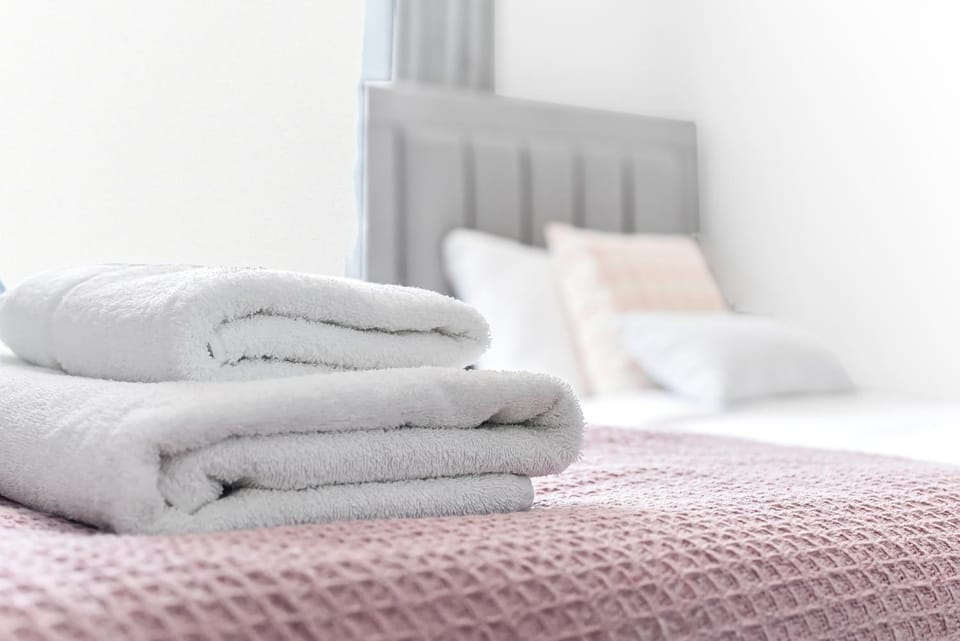 Camden Central Stay Steps from Tube Apartment in London Borough of Islington