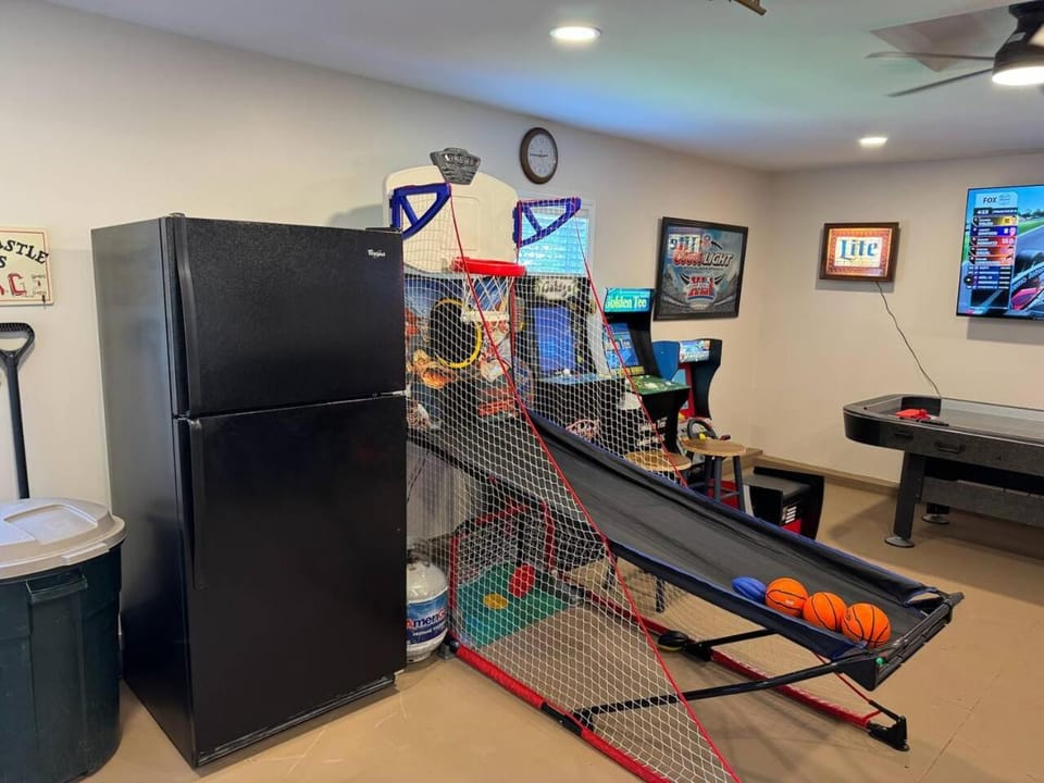 Fortville Fun! 2BR Stylish Home with Game Garage House in Fortville