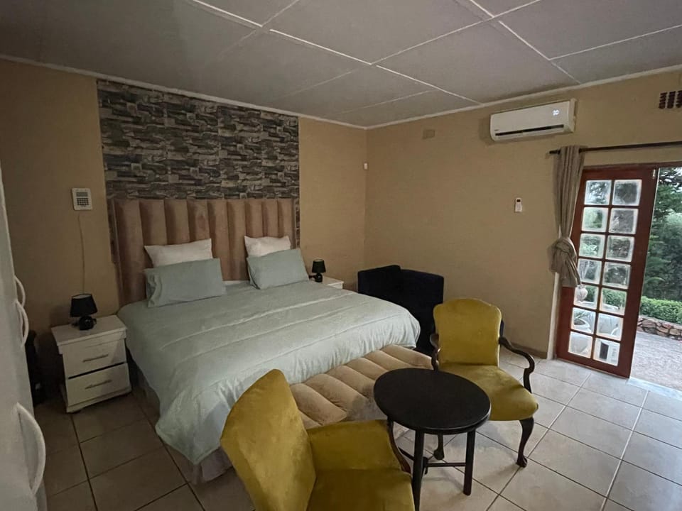 Mafofolozi Lodge Bed and Breakfast in Gauteng