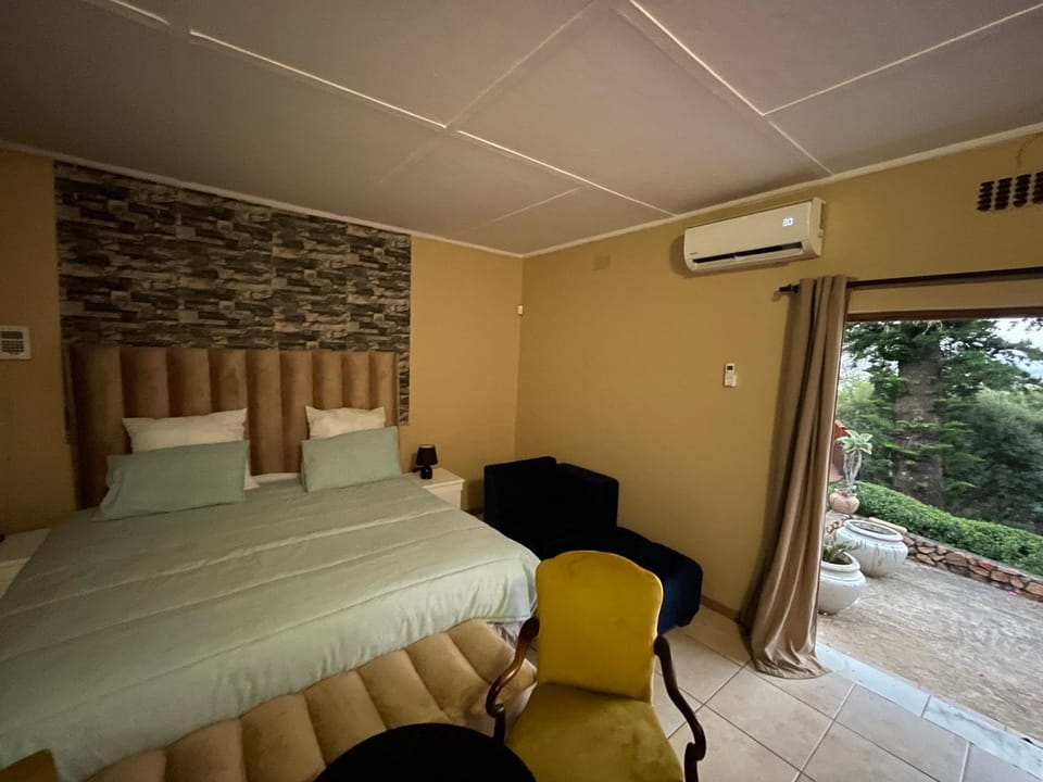 Mafofolozi Lodge Bed and Breakfast in Gauteng
