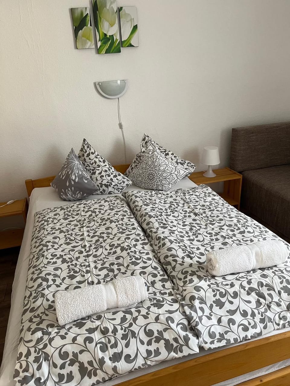 Bed, Bedroom