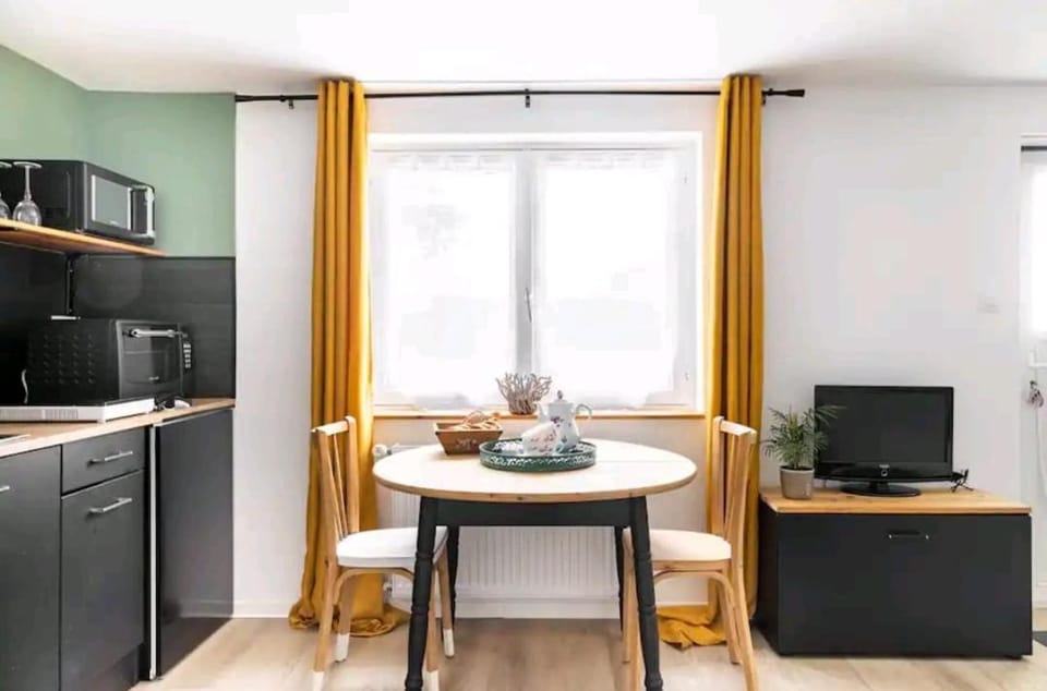 le Studio Balnéo des Cocons de Mel Apartment in Auvergne-Rhône-Alpes