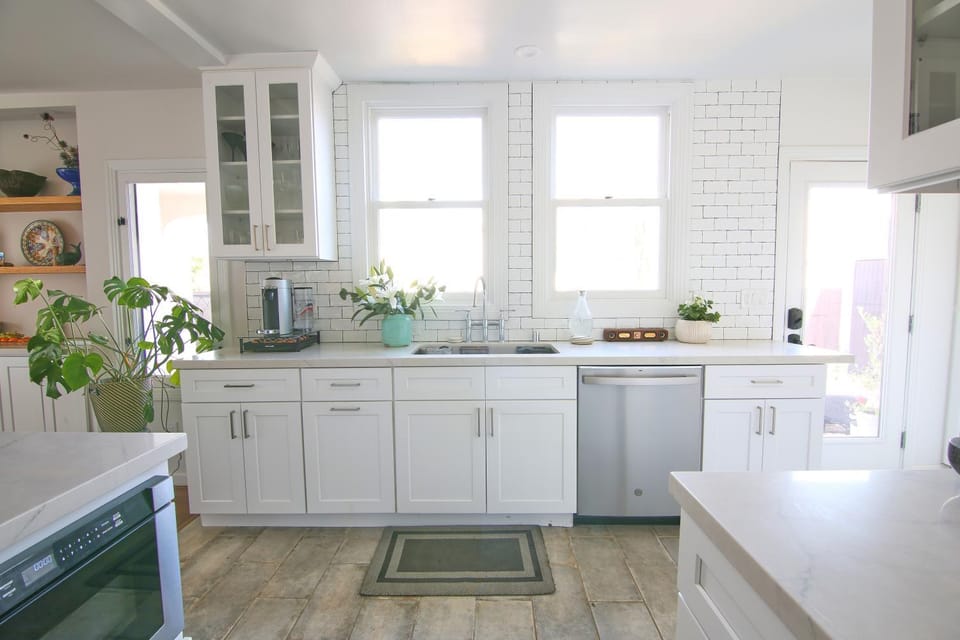 Mid City Oasis Apartment in San Fernando Valley
