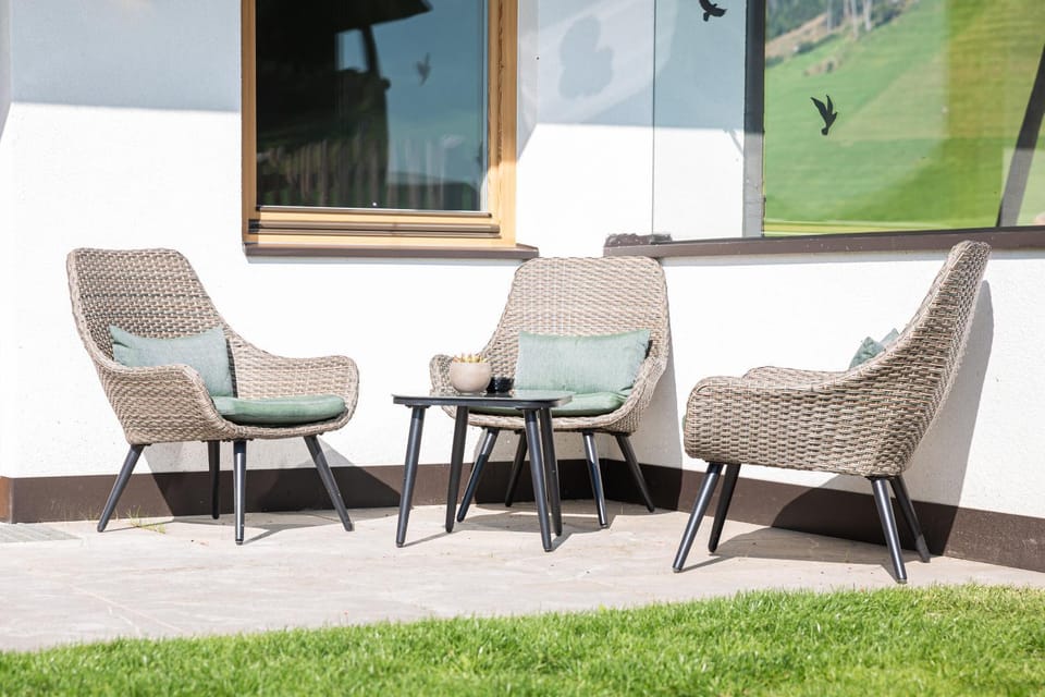 Balcony/Terrace, Internal: Not applicable to any particular room