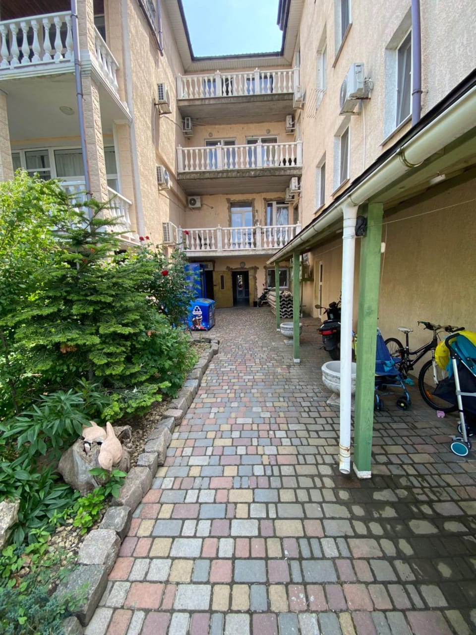 Alicante 2 Apartment in Odessa Oblast