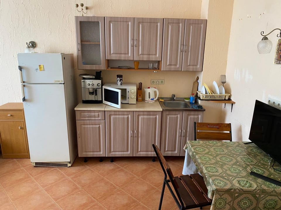 Alicante 2 Apartment in Odessa Oblast