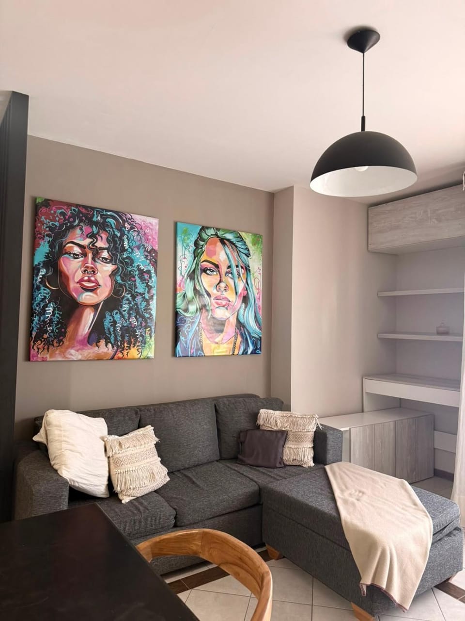 TV and multimedia, Living room, Seating area