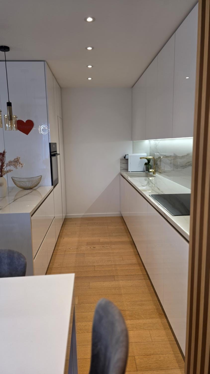 Azure Luxe Apartment in Podstrana