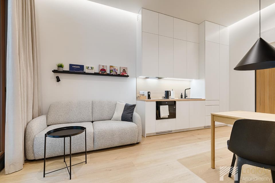 Coffee/tea facilities, Kitchen or kitchenette, Living room