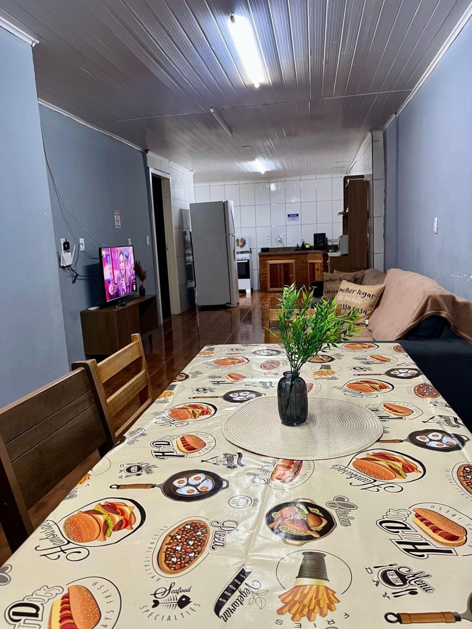 12 - Casa para 10 Pessoas! 3 minutos do centro com churrasqueira Apartment in São Leopoldo