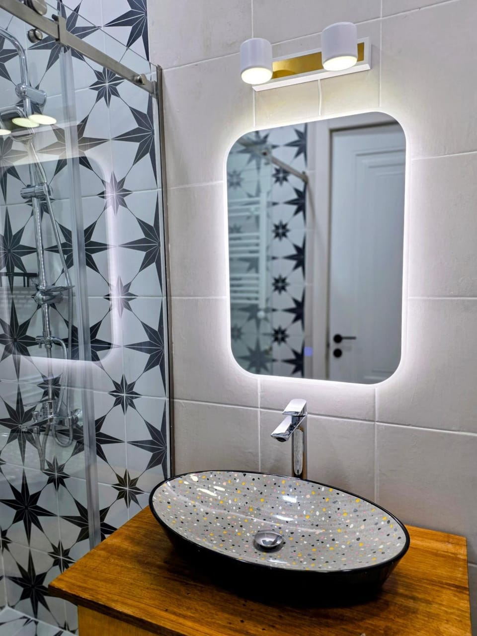 Shower, Bathroom