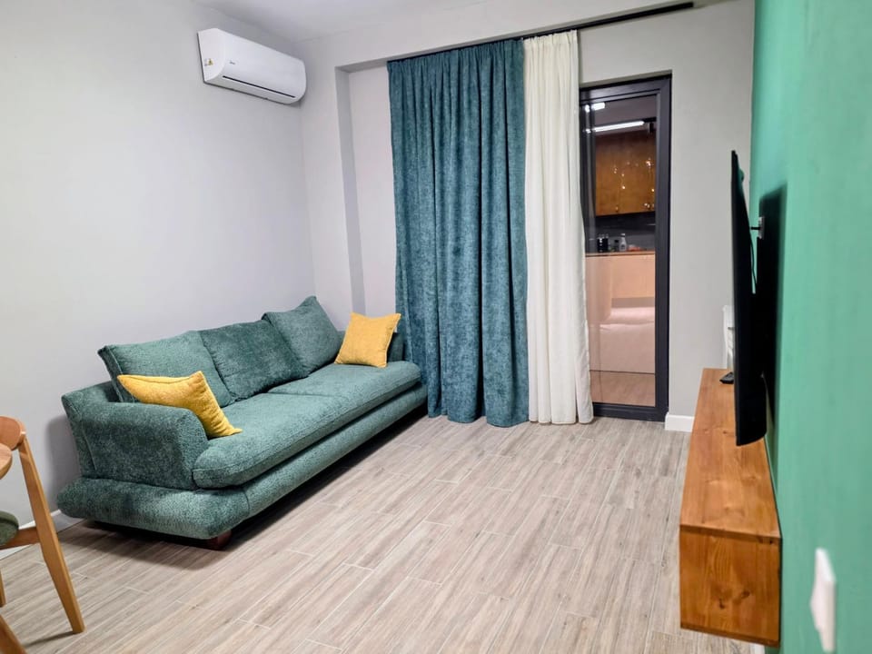 TV and multimedia, Living room, air conditioner