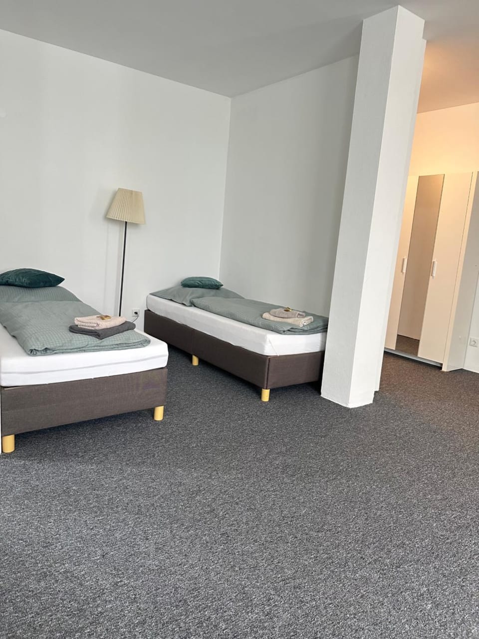 Modernes Studio mit Küche, WLAN, Parkplatz Vacation rental in Bavaria