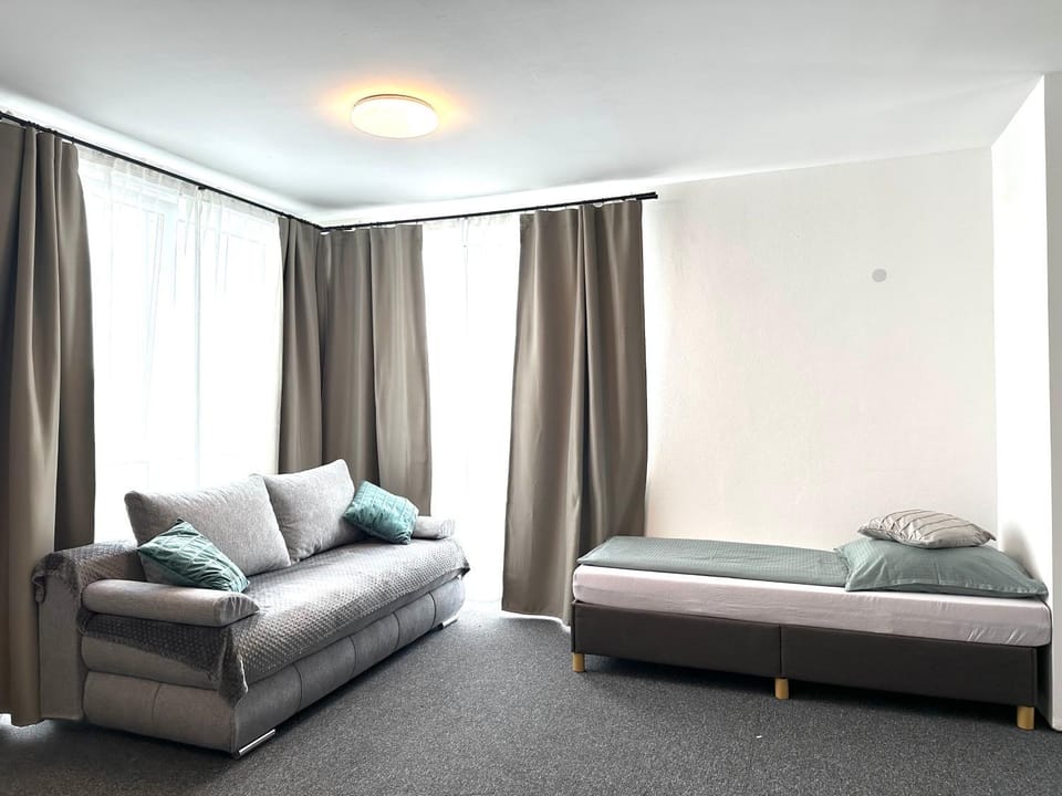 Modernes Studio mit Küche, WLAN, Parkplatz Vacation rental in Bavaria