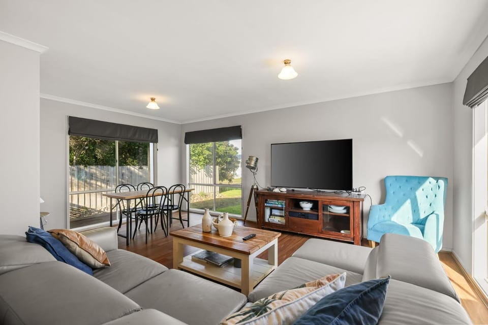 Broadway Resort House in Cape Woolamai
