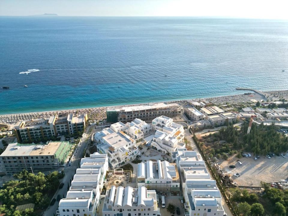Santorini Studio 3 - Dhermi, Drymades 70m to Beach Apartment in Vlorë County, Albania
